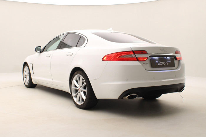 Jaguar XF 3.0 V6D AUT CZ 3.0 d