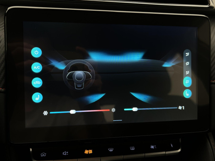 MG ZS 1.0T EXCLUSIVE AUT CZ 1.maj. 1.0 Exclusive