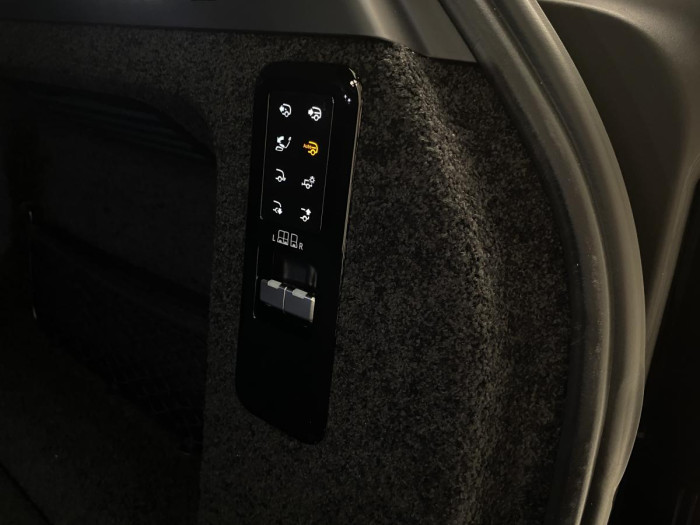 Land Rover Range Rover P530 AUTOBIOGRAPHY LWB