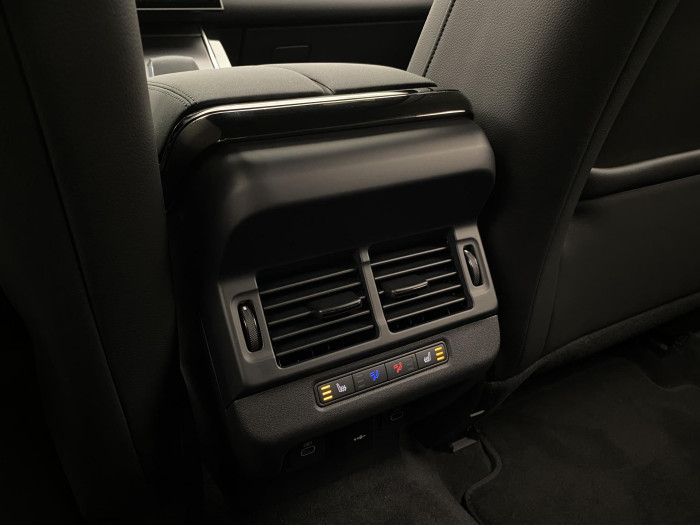 Land Rover Range Rover Evoque D165 R-DYNAMIC SE  AWD AUT 2.0 d Dynamic SE