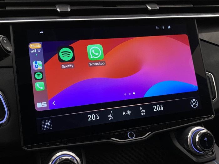 Lynk & Co 01 PHEV DCT AUT 1.maj