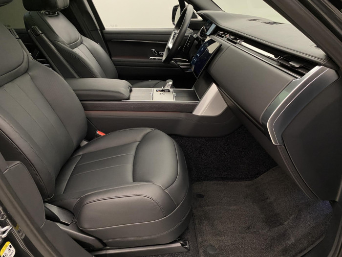 Land Rover Range Rover P530 AUTOBIOGRAPHY REZERVACE