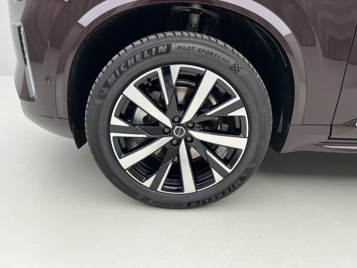 Volvo XC90 B5 AWD AUT BRIGHT PLUS 7-míst