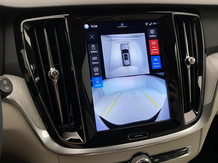 Volvo V60 B4 AUT BRIGHT PLUS