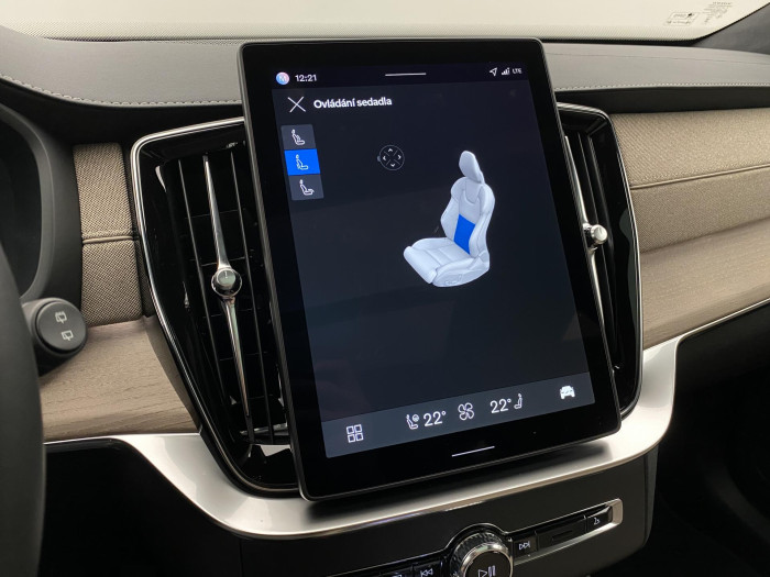 Volvo XC90 T8 AWD RECHARGE DARK ULTRA 7