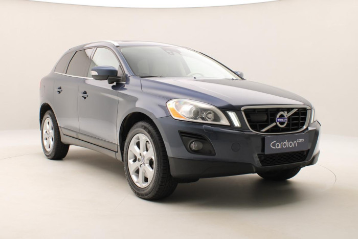 Volvo XC60 T6 AWD SUMMUM AUT REZERVACE 3.0 Summum