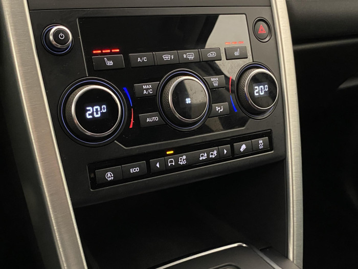 Land Rover Discovery Sport 2.0 TD4 AWD PURE REZERVACE 2.0 TD