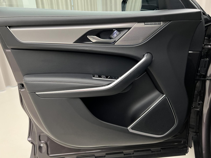 Jaguar F-Pace P400 R-DYNAMIC SE AWD AUT CZ 3.0 Dynamic SE