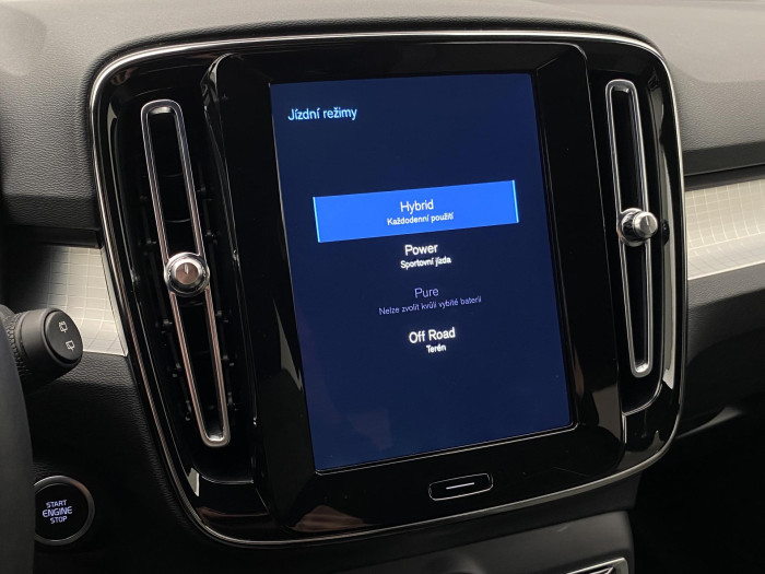 Volvo XC40 T4 RECHARGE CORE AUT CZ