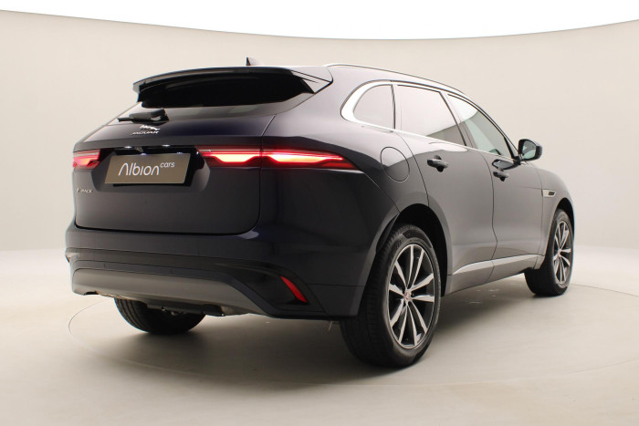 Jaguar F-Pace P250 AWD R-DYNAMIC REZERVACE 2.0 Dynamic