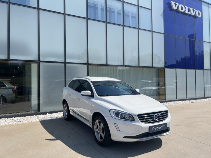 Volvo XC60 D4 AWD SUMMUM Aut CZ 2.4 d Summum