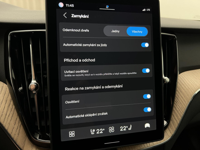 Volvo XC60 T6 AWD RECHARGE DARK PLUS