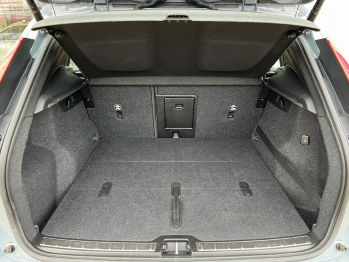Volvo XC40 D4 AWD INSCRIPTION Aut CZ 2.0 d