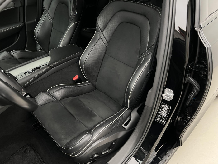 Volvo V90 B4 R-DESIGN AUT 1.maj.