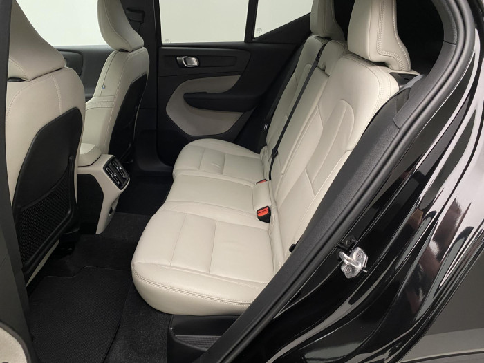 Volvo XC40 D4 AWD INSCRIPTION AUT CZ 2.0 d