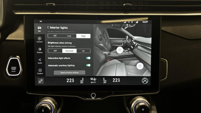 Lynk & Co 01 PHEV DCT AUT REZERVACE