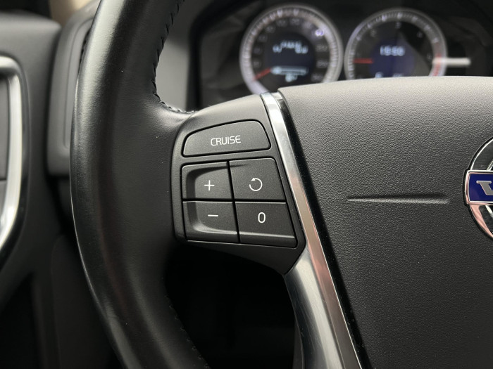 Volvo XC60 D4 AWD SUMMUM AUT 2.4 d Summum