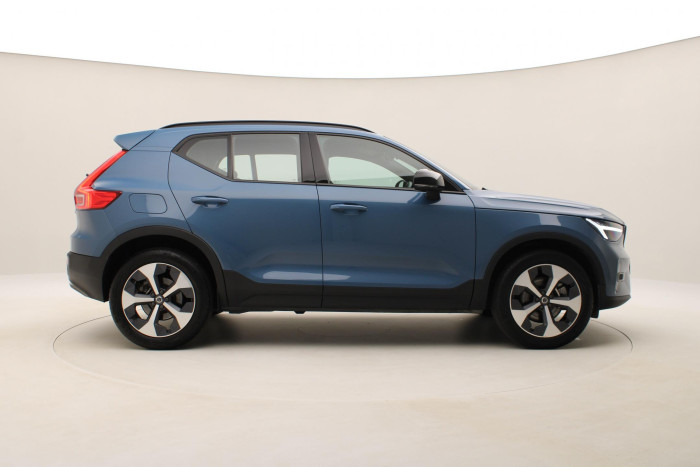 Volvo XC40 B4 ULTIMATE DARK AUT CZ