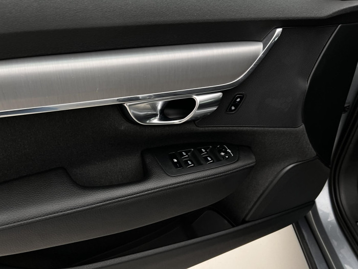 Volvo S90 T4 MOMENTUM AUT 2.0 Momentum