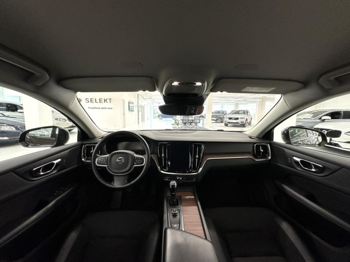 Volvo V60 D3 MOMENTUM REZERVACE 2.0 d Momentum
