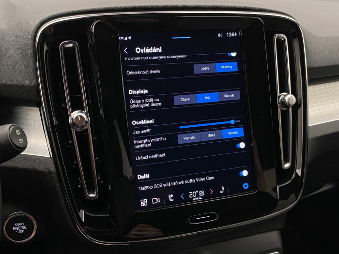 Volvo XC40 B5 AWD PLUS AUT REZERVACE