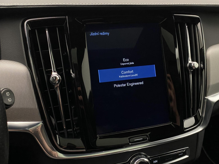 Volvo V90 D4 R-DESIGN AUT 2.0 d
