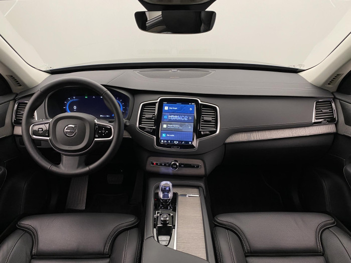 Volvo XC90 B6 AWD BRIGHT PLUS REZERVACE