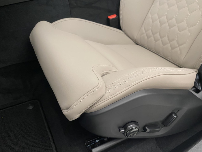 Volvo XC60 B5 AWD AUT DARK PLUS