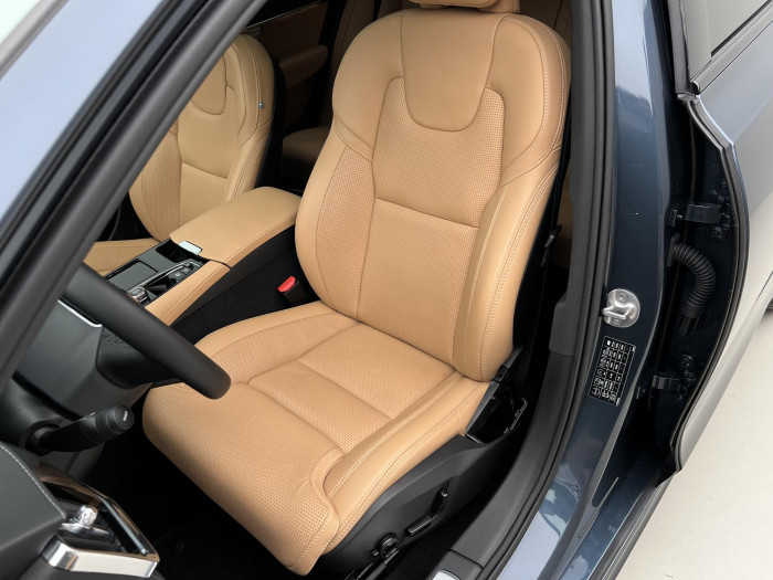 Volvo S90 T8 AWD RECHARGE ULTIMATE DARK