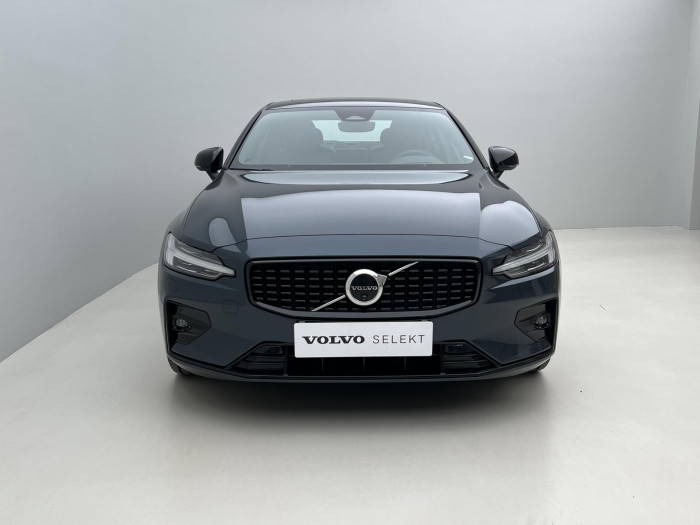 Volvo S60 B5 AWD DARK ULTIMATE AUT 1.maj