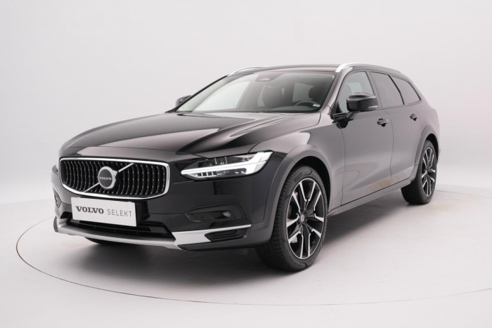 Volvo V90 CC B4 AWD PLUS AUT 1.maj.