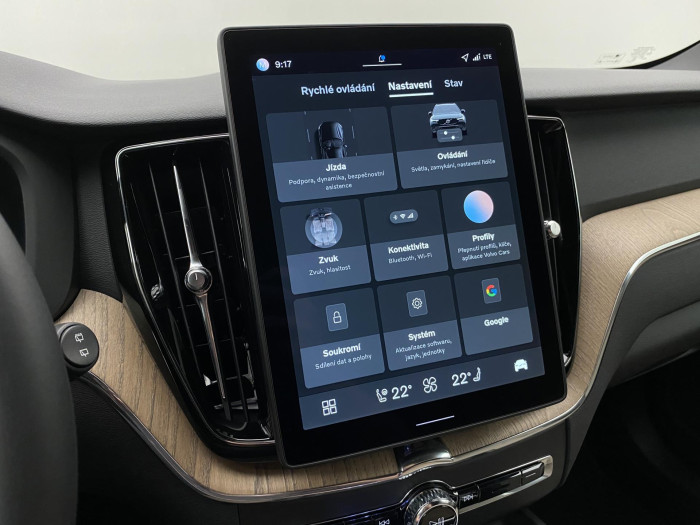 Volvo XC60 B5 AWD AUT DARK PLUS