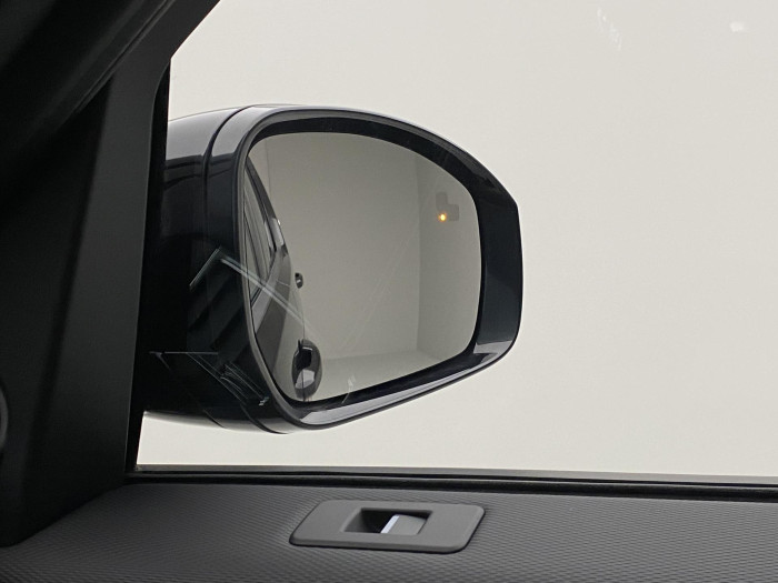 Land Rover Discovery D300 AWD DYNAMIC HSE REZERVACE 3.0 d Dynamic