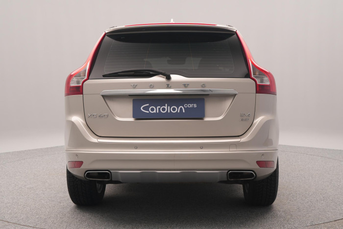 Volvo XC60 D4 SUMMUM AUT CZ 2.4 d Summum