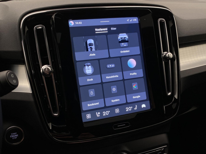 Volvo XC40 B4 AUT DARK PLUS