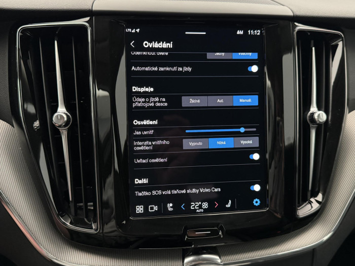 Volvo XC60 B4 AWD PLUS DARK CZ 1.maj