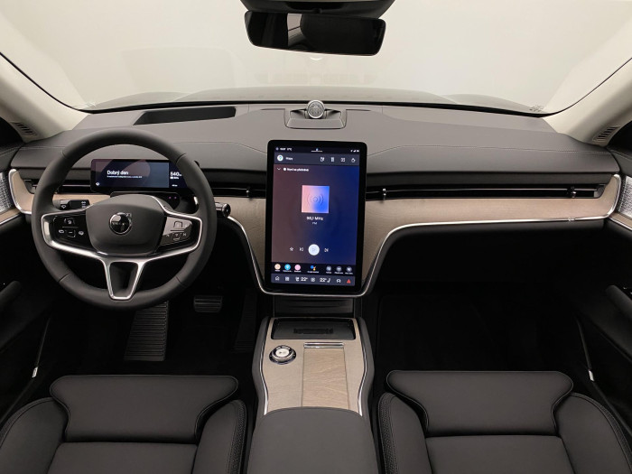 Volvo EX90 PURE ELECTRIC TWIN ULTRA 7míst