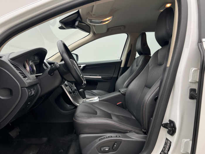 Volvo XC60 D3 AWD SUMMUM AUT CZ 2.4 d Summum