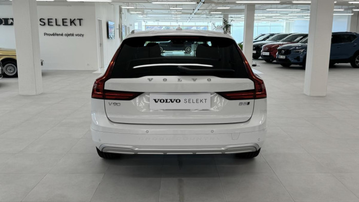 Volvo V90 CROSS COUNTRY B5 AWD REZERVACE