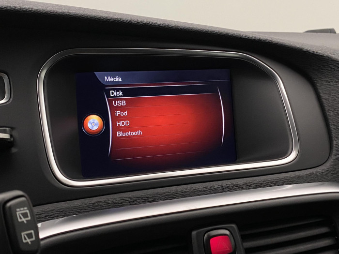 Volvo V40 T3 R-DESIGN AUT