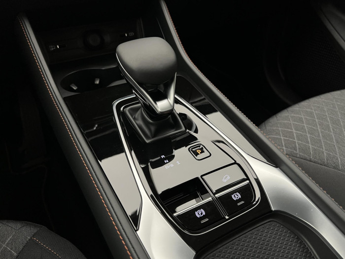 MG HS 1.5 TGI EMOTION 7DCT CZ 1.maj.