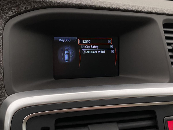 Volvo S60 D5 SUMMUM AUT 2.4 d Summum