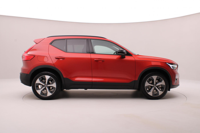 Volvo XC40 B3 DARK PLUS AUT CZ 1.maj
