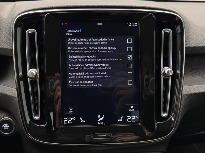 Volvo XC40 T4 AWD MOMENTUM CZ 2.0 Momentum