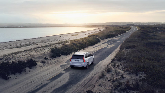 Volvo XC90 T8 AWD RECHARGE DARK PLUS 7m