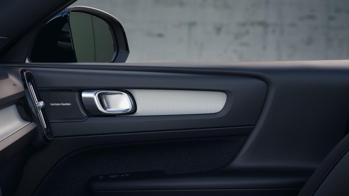 Volvo XC40 B3 BLACK EDITION PLUS AUT