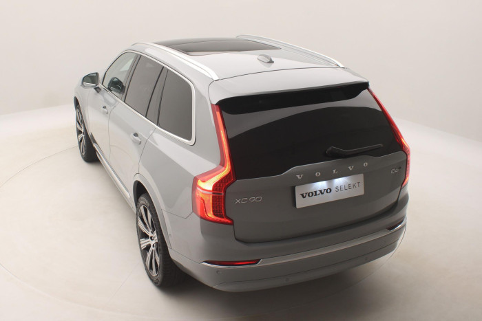 Volvo XC90 B6 AWD ULTIMATE REZERVACE