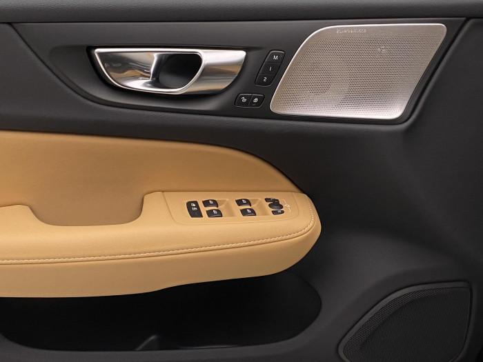 Volvo V60 B4 AUT DARK ULTRA