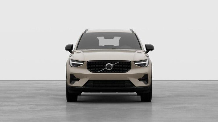 Volvo XC40 B3 DARK PLUS AUT