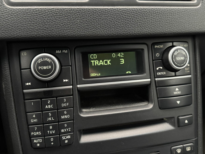 Volvo XC90 D5 AWD SUMMUM AUT 7 míst CZ 2.4 d Summum